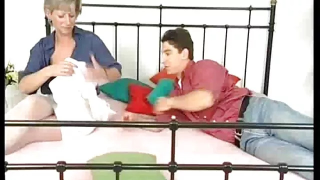 Tình dục không đăng ký  Cô gái này được nhẹ nhàng và không phim sẽ nhat ban hay nhat muốn lao vào đẹp khiêu dâm